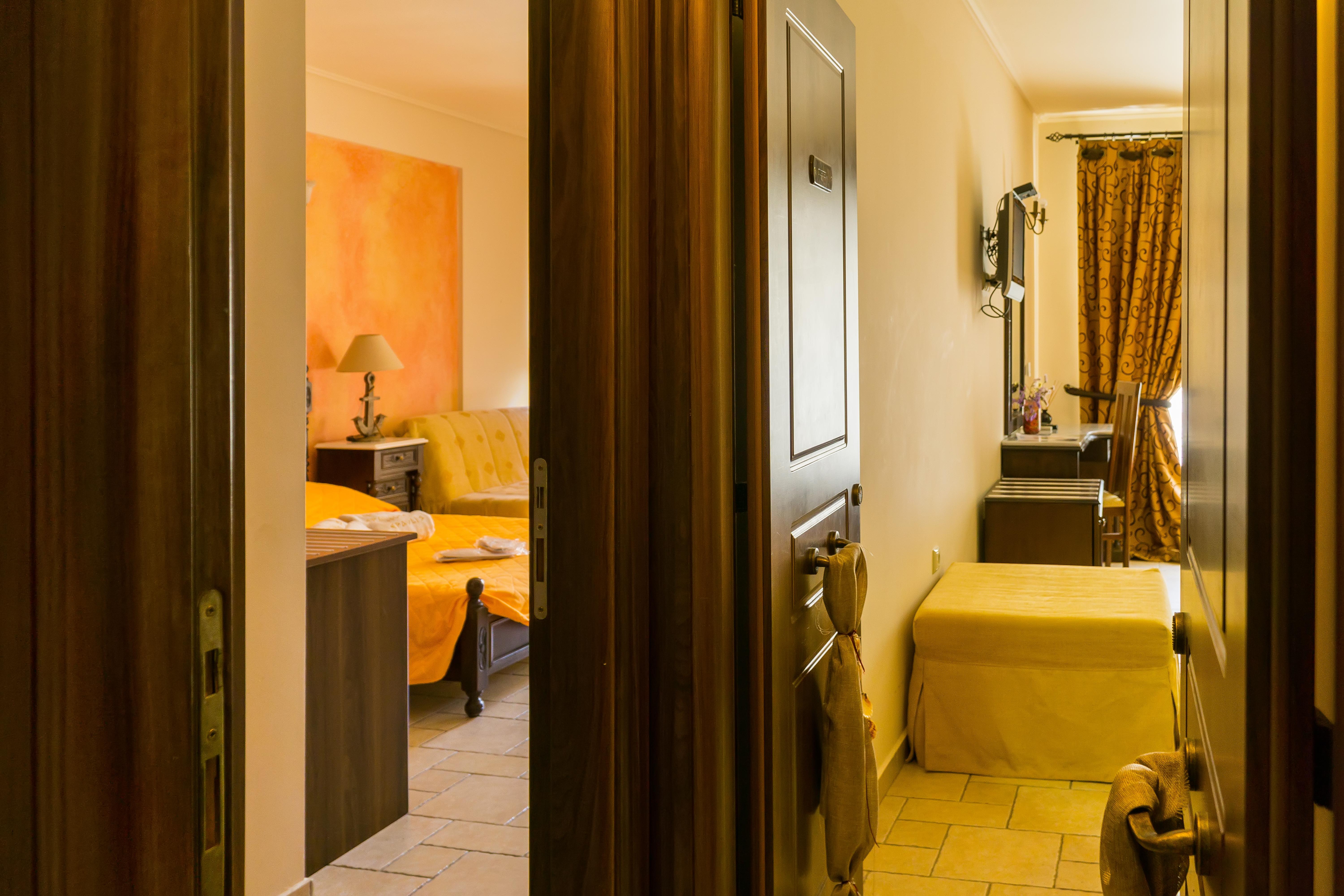 "Epavlis Boutique Galaxidi" Hotel Bagian luar foto